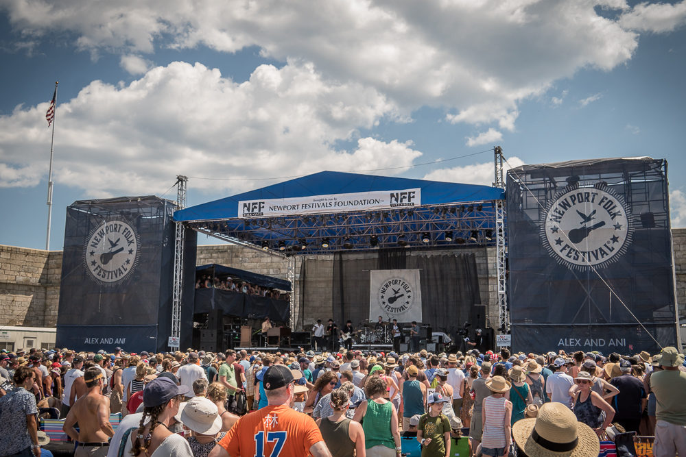 Nathaniel Rateliff & The Night Sweats