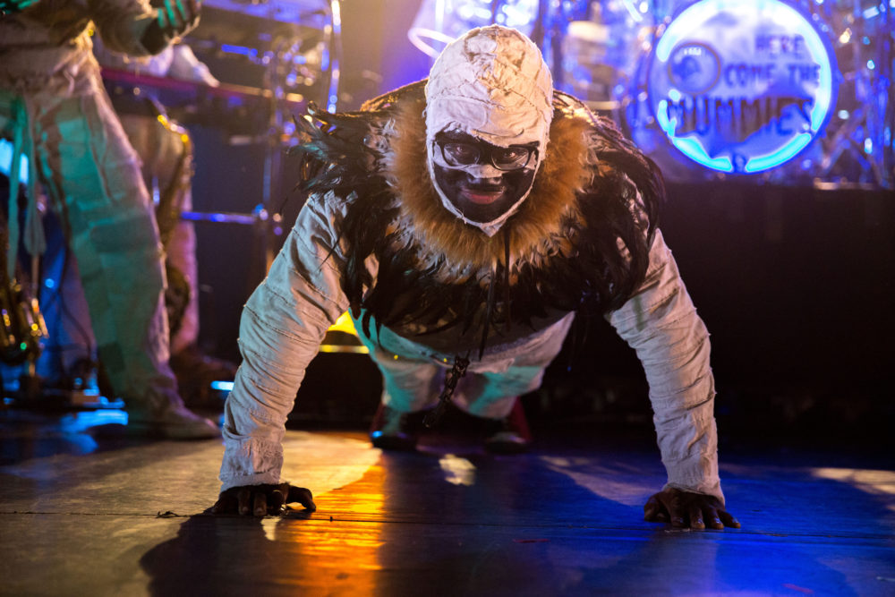 ofk_092416_here-come-the-mummies_gramercy-theater-12